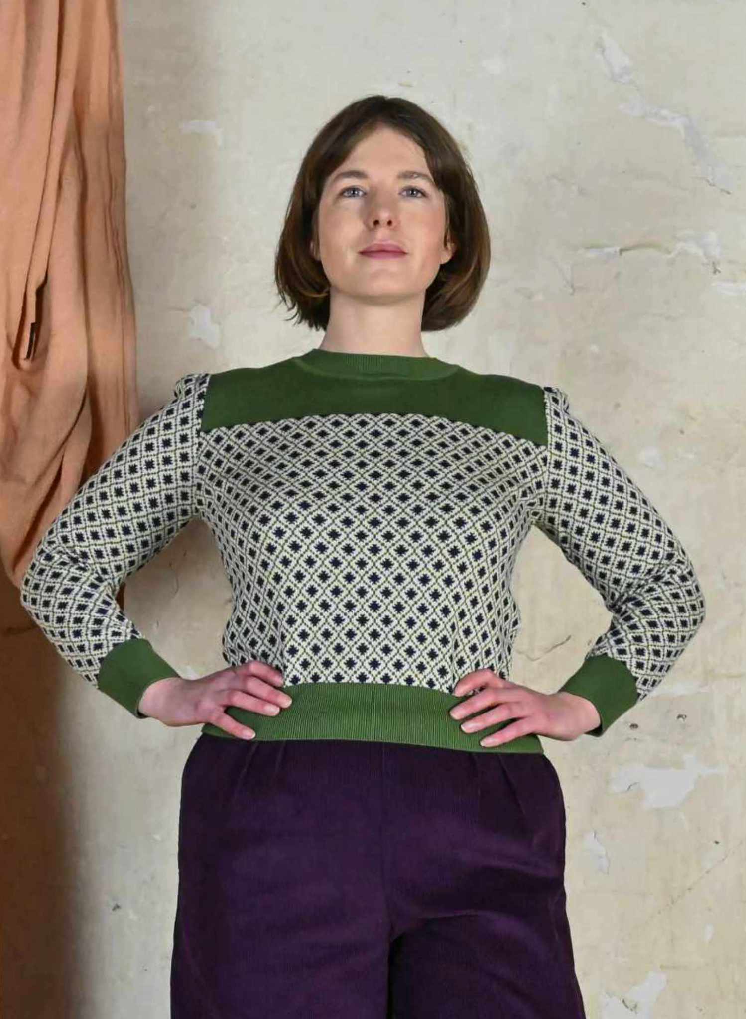 Clara - Green Tiles Top
