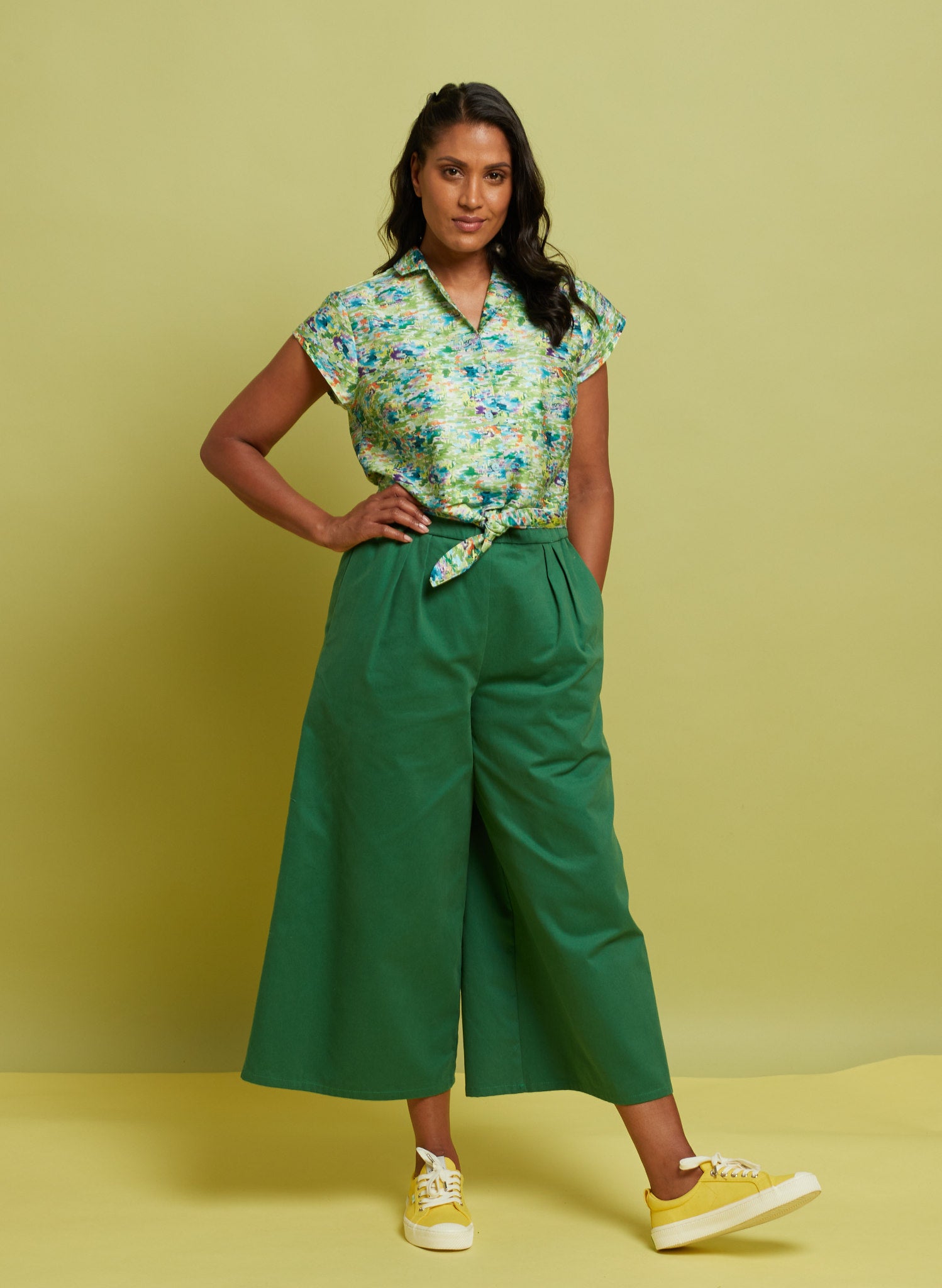 Edith Cropped Trousers - Green