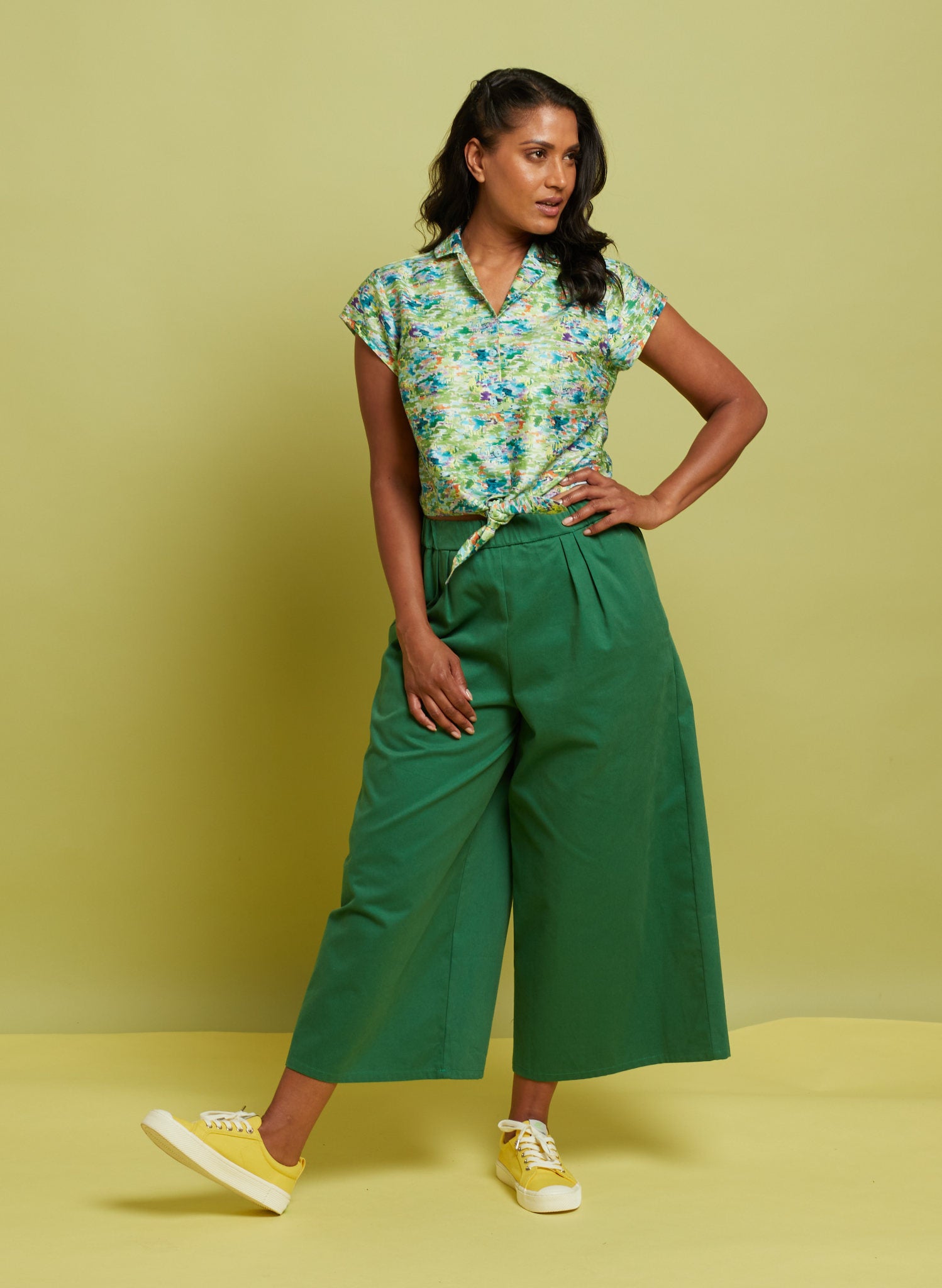 Edith Cropped Trousers - Green