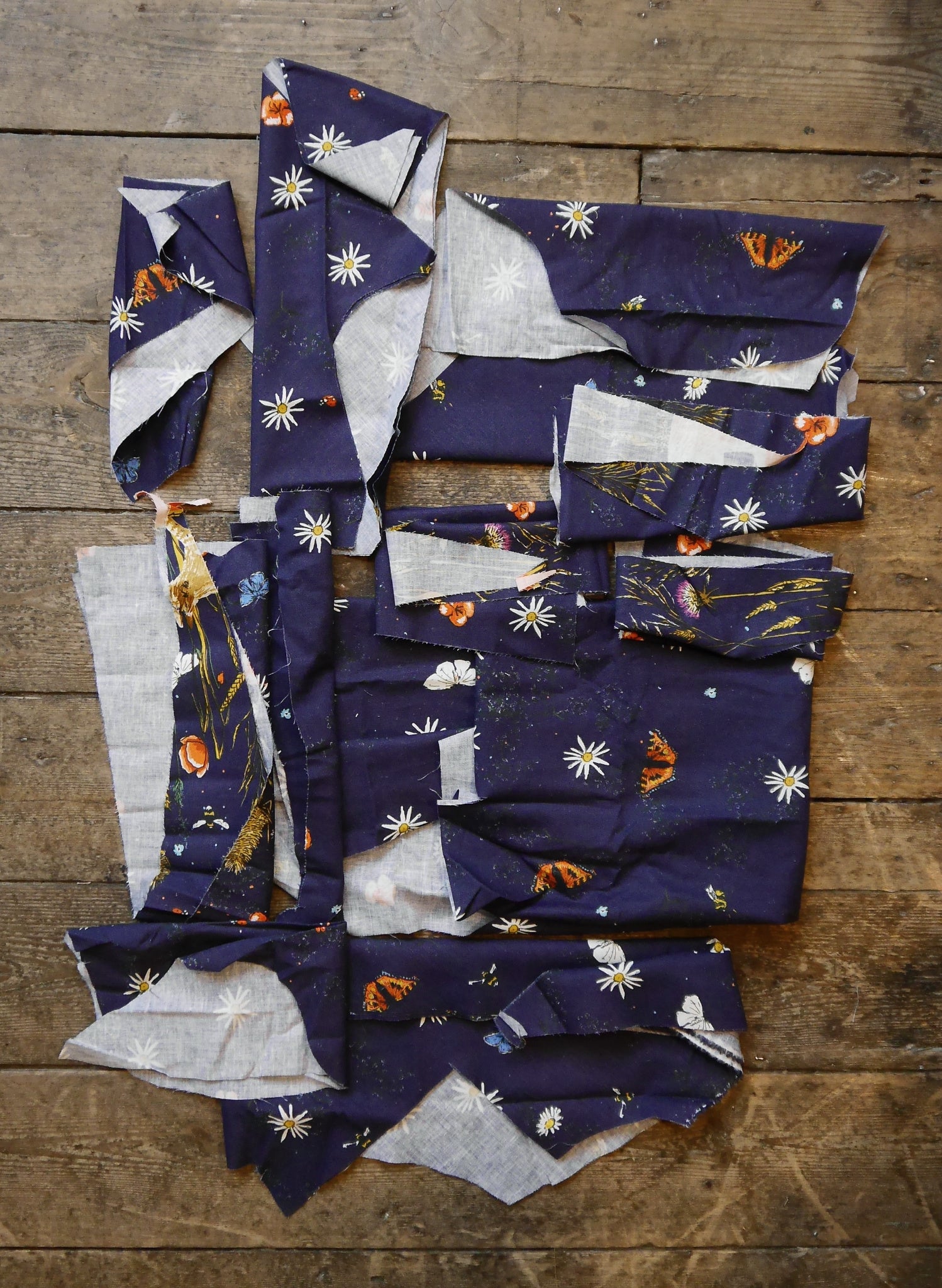 Fabric Remnants Bundle | Navy Wildflowers Print | Zero Waste