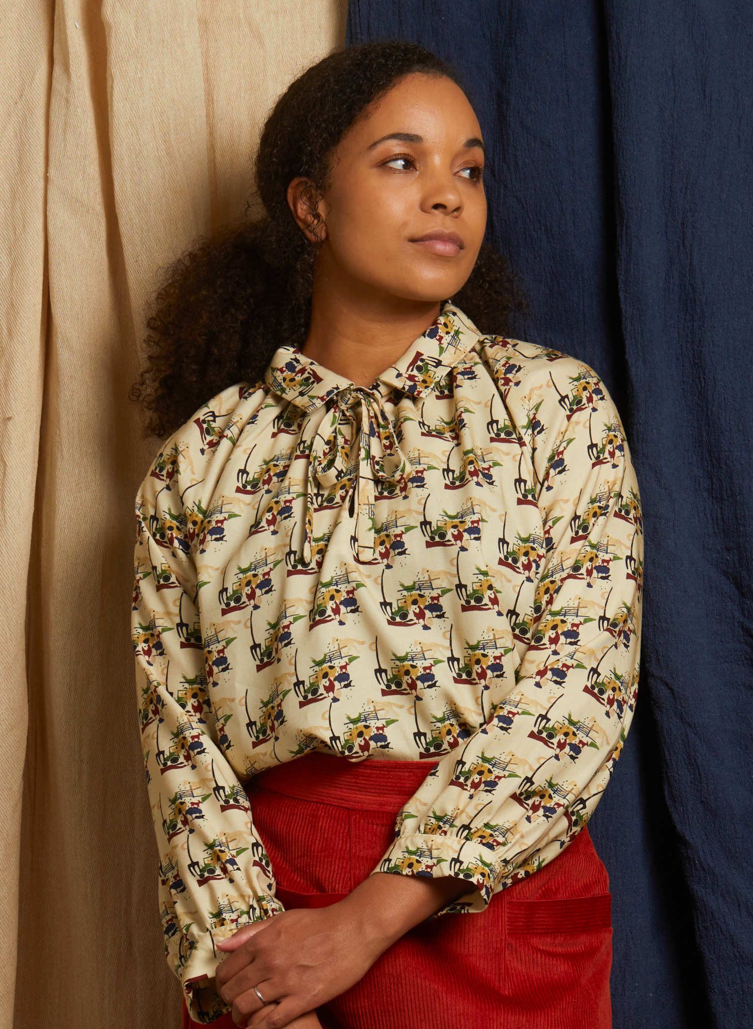 Joan - Ivory Farmyard Animals Blouse