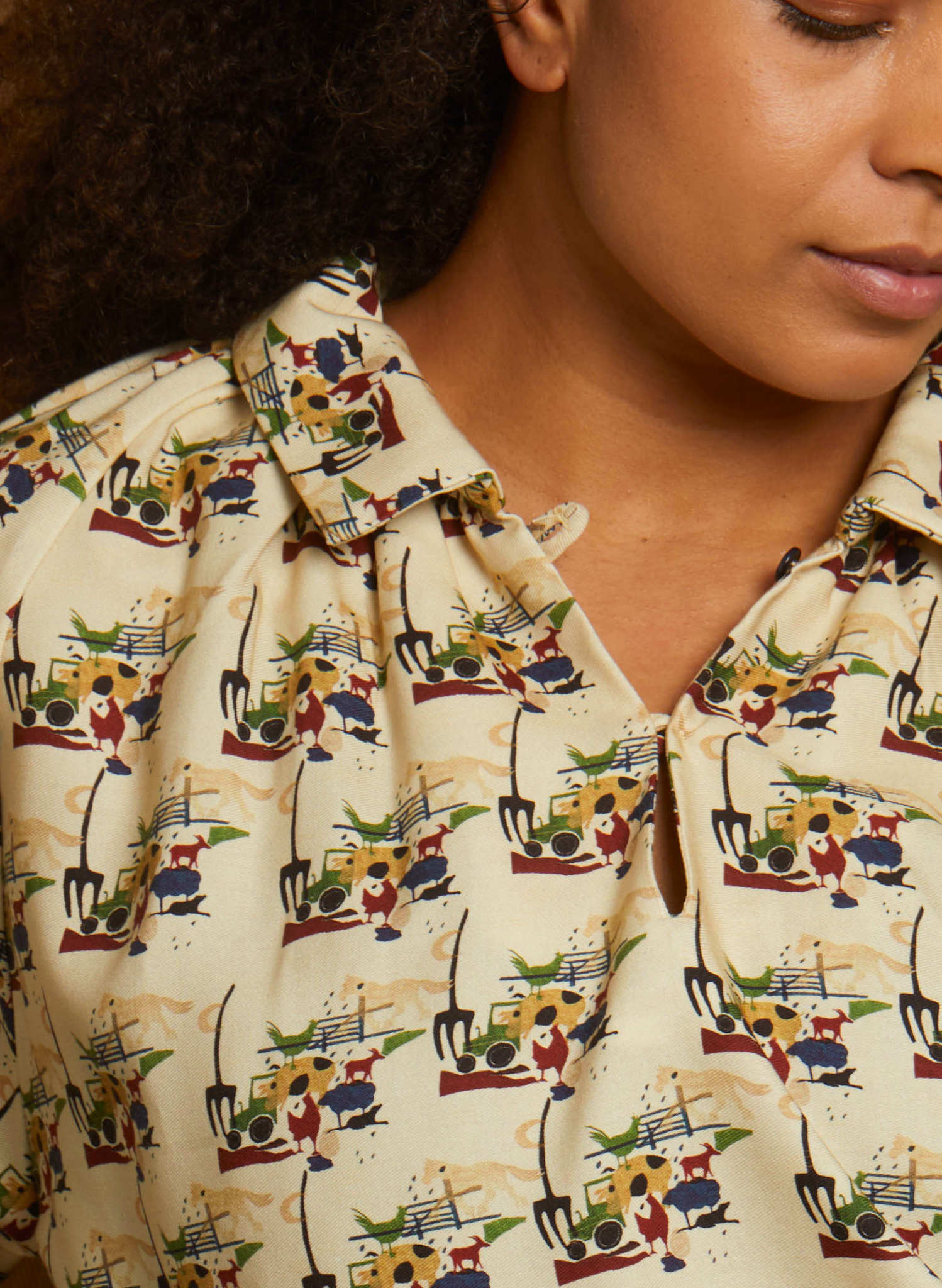 Joan - Ivory Farmyard Animals Blouse
