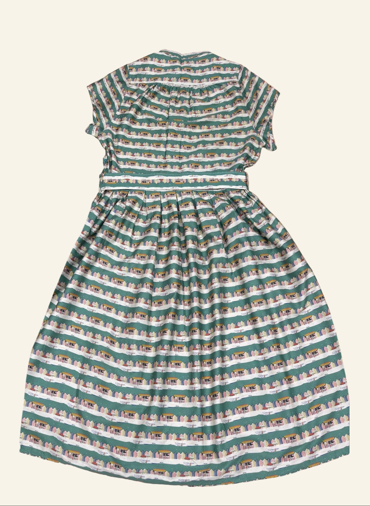 PRE LOVED - Louise - Green Beach Huts