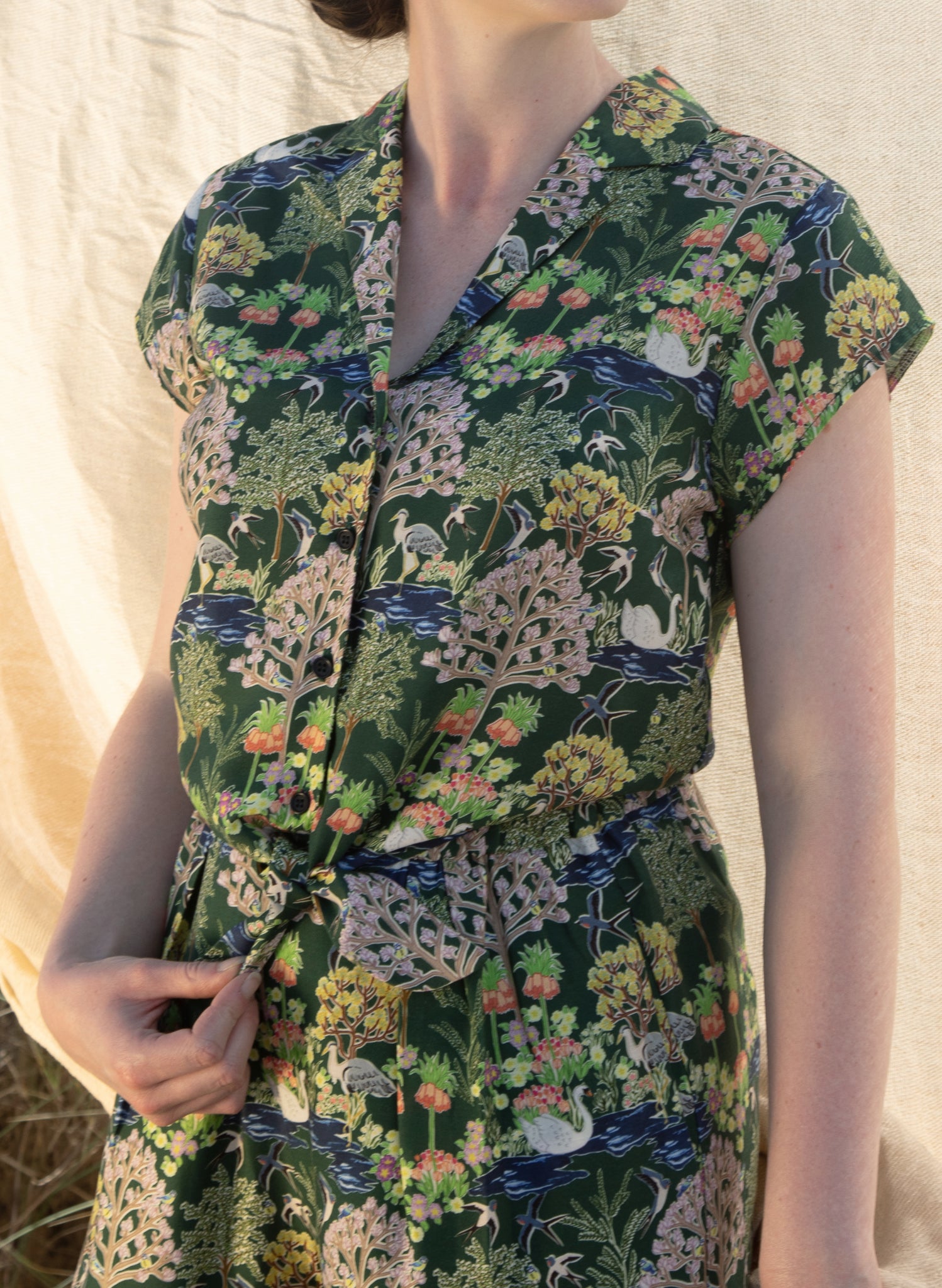 Peggy Top - Dark Green Botanical Gardens
