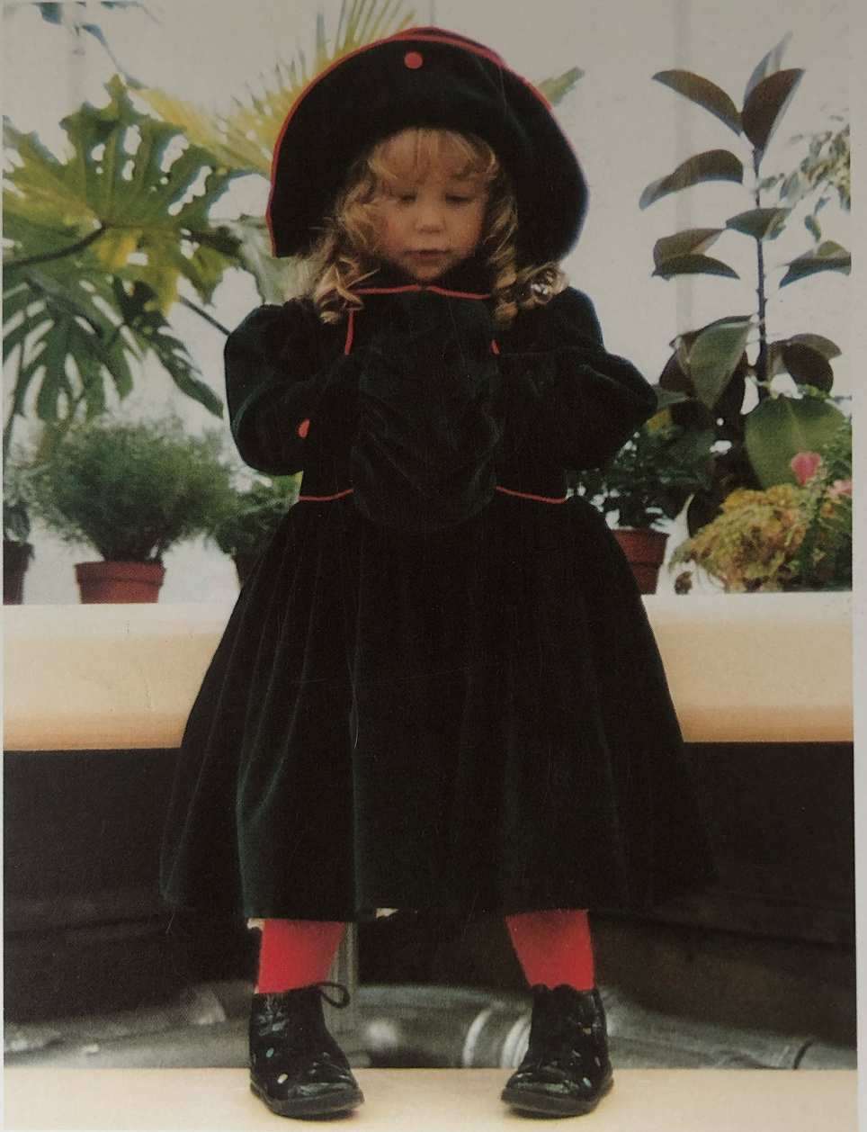 Archive Sale - Age 2-3- Alice Green Velvet