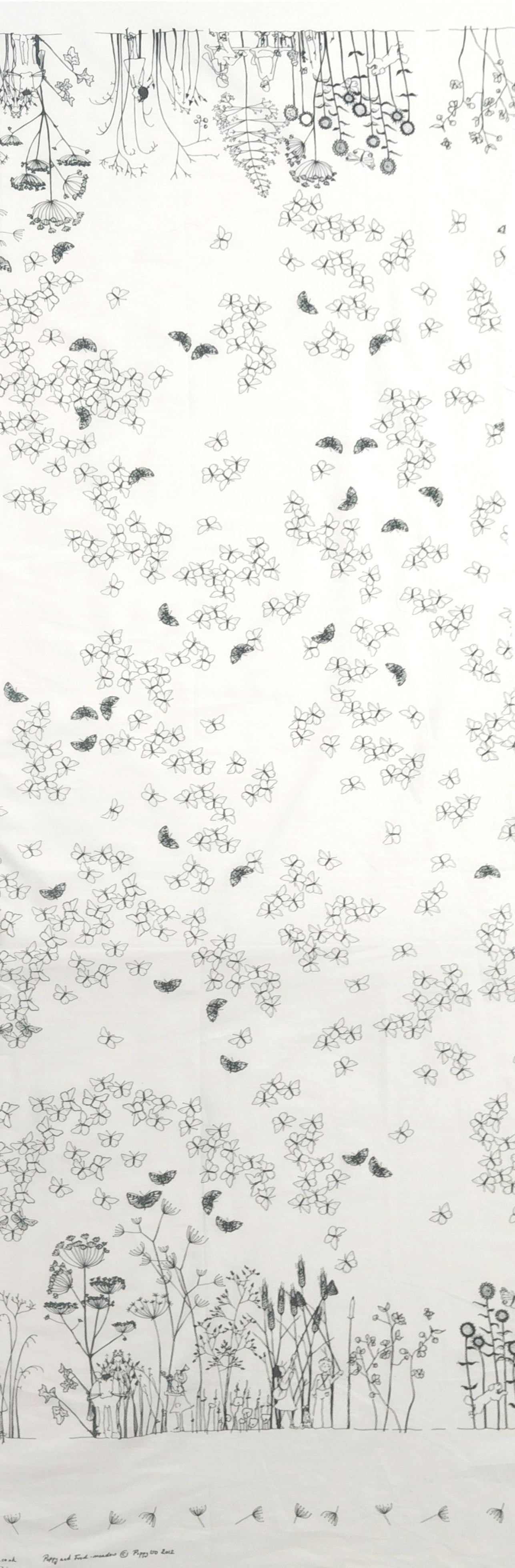 Remnant - 145ccm x 150cm - White Chasing Butterflies - Cotton