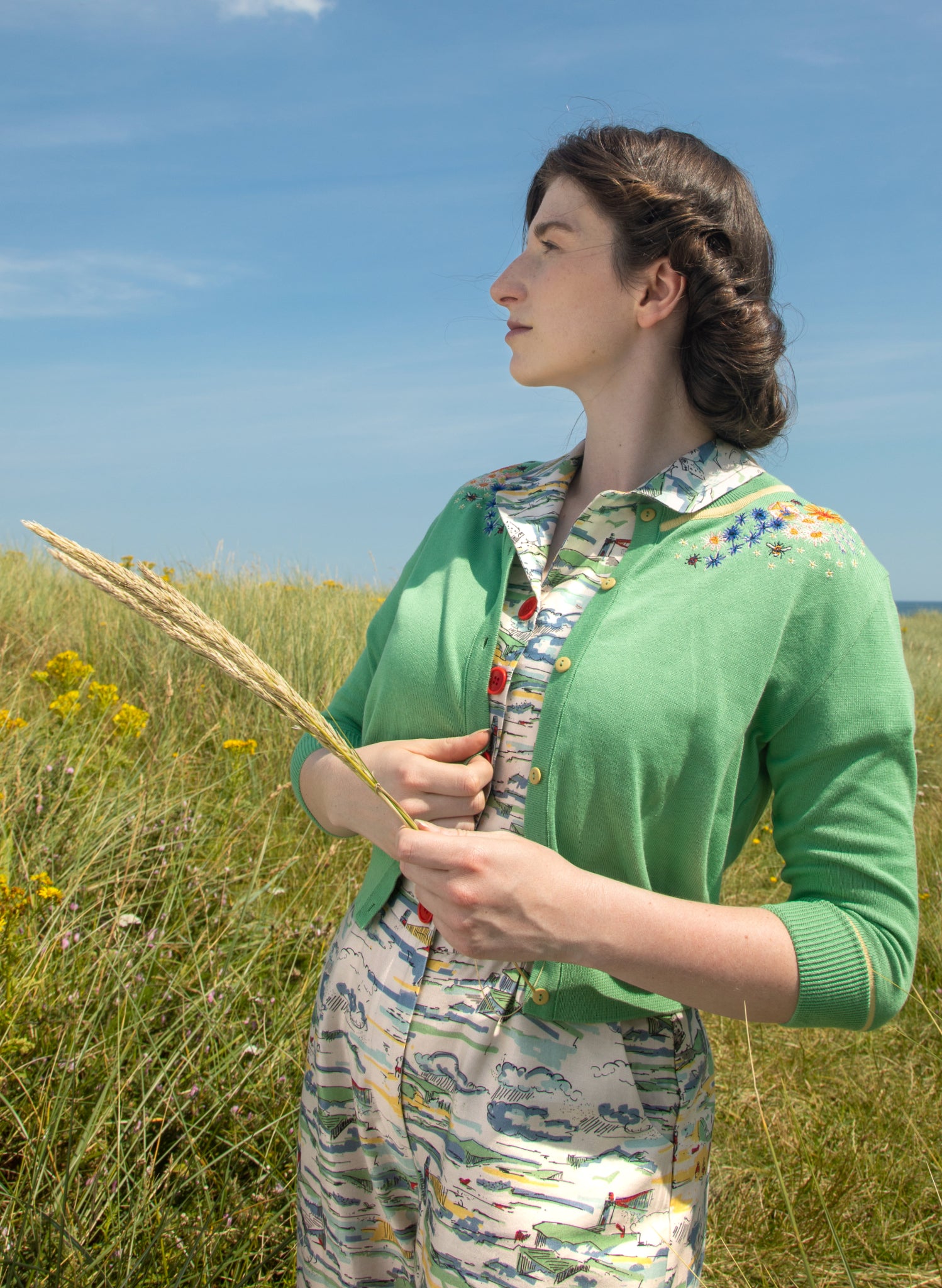 Vera Cardigan - Green Edible Flowers