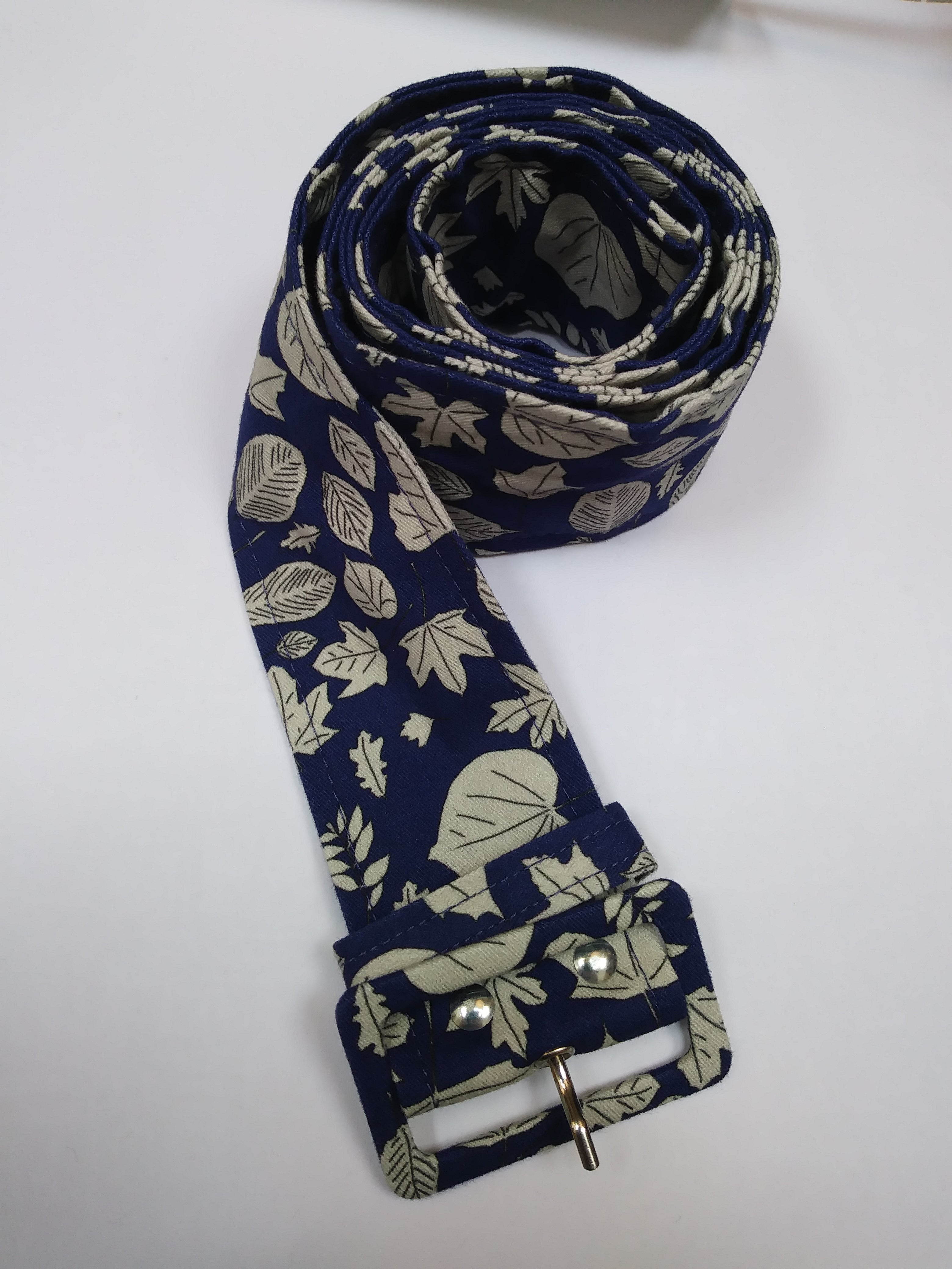 Archive Sale - Buckle belt - Navy Leaves