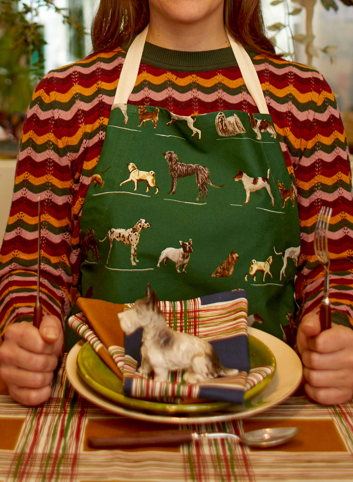 Apron - Green Porcelain Dogs