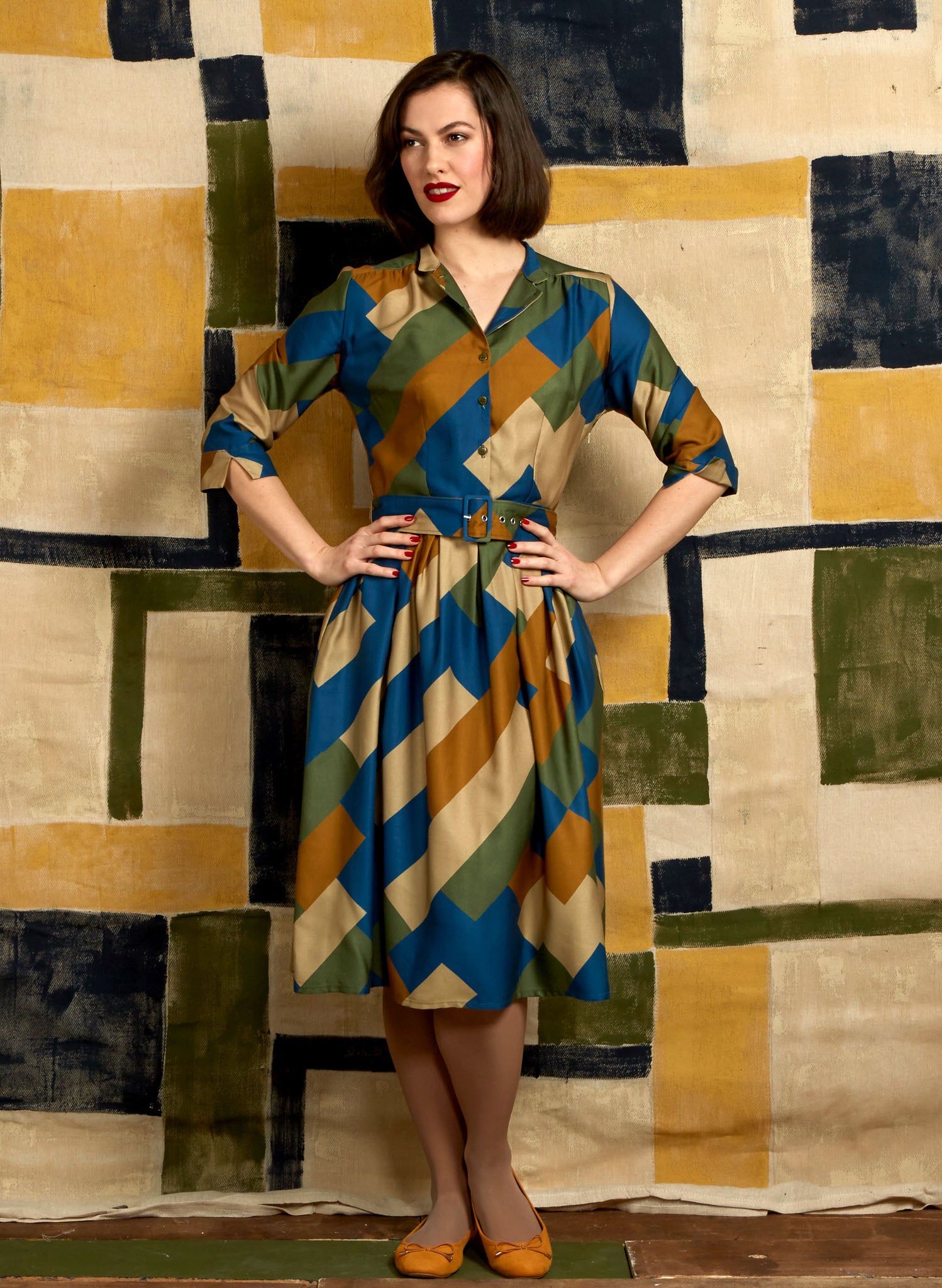 PRE LOVED - Cynthia Green Bauhaus - Size 14