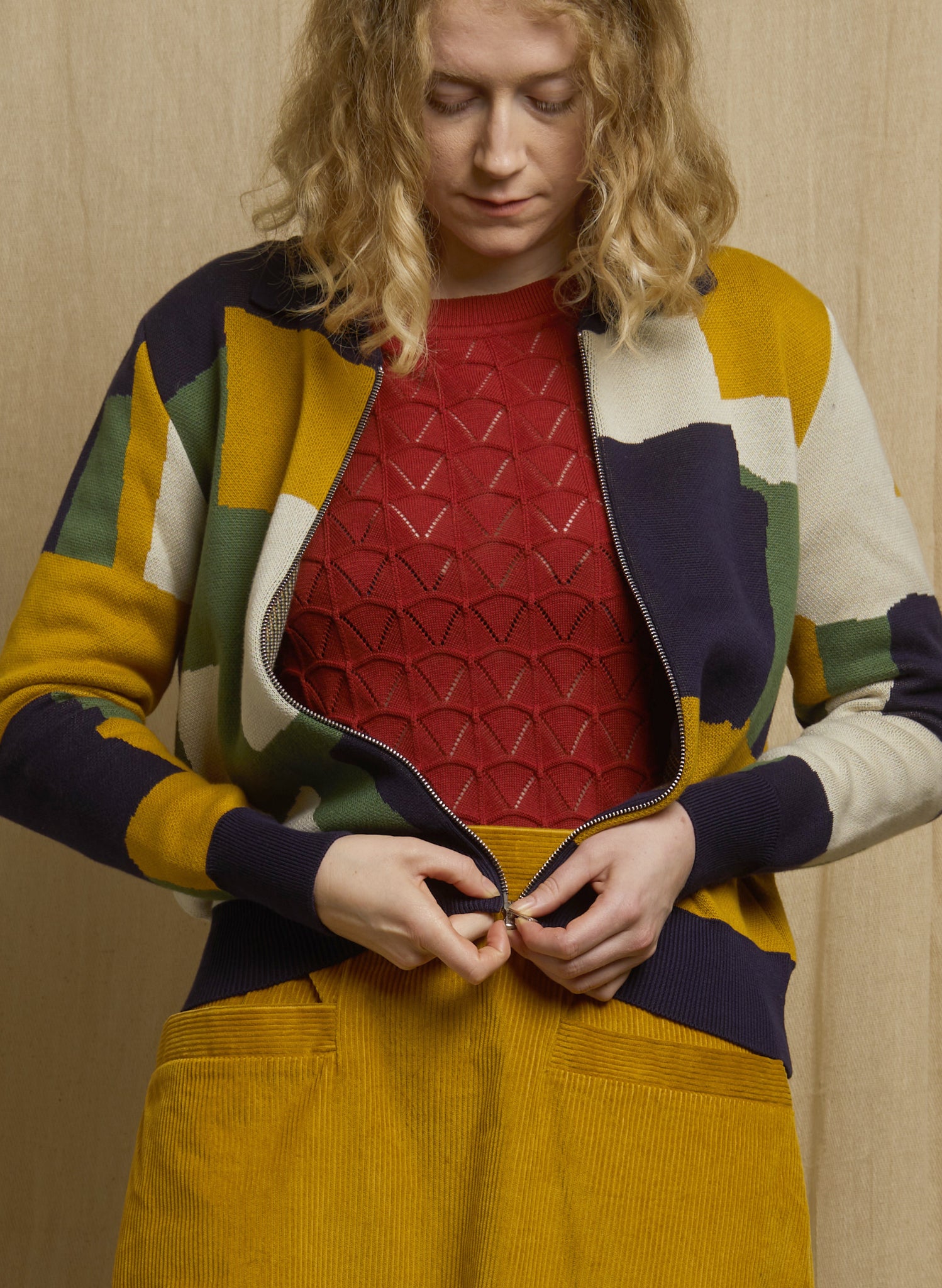 Kate - Mustard Boxes Zip-up