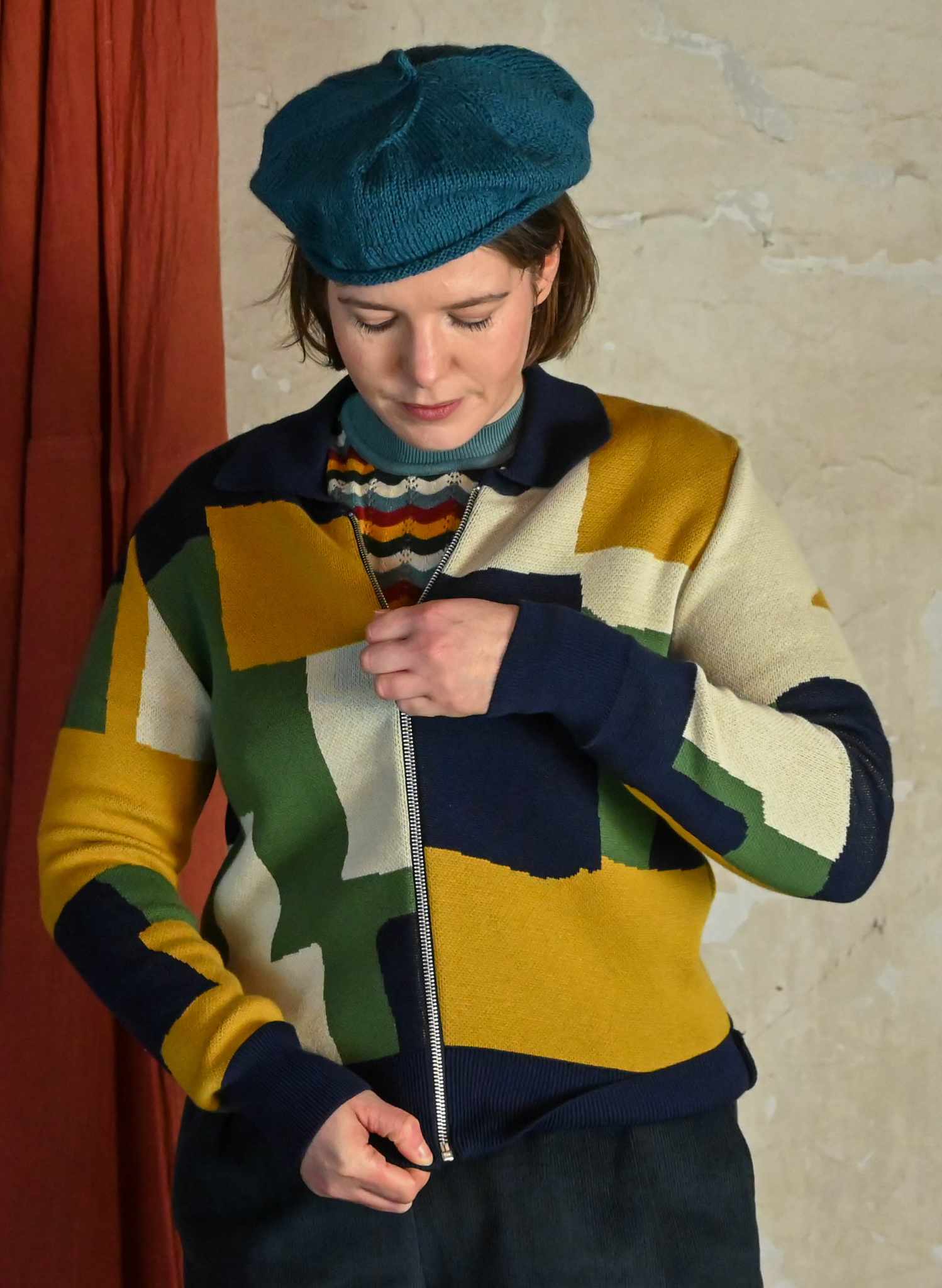Kate - Mustard Boxes Zip-up