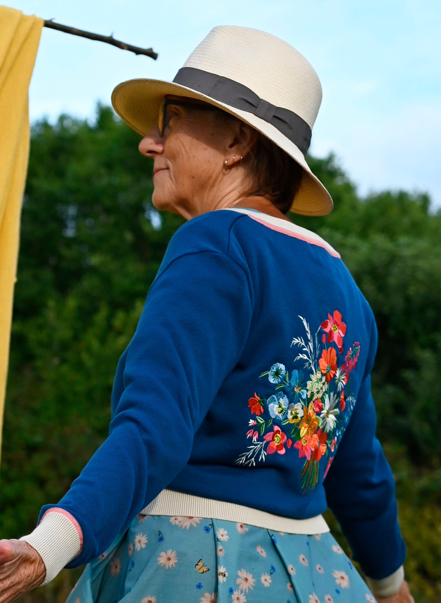 Vera - Blue Posies Cardigan