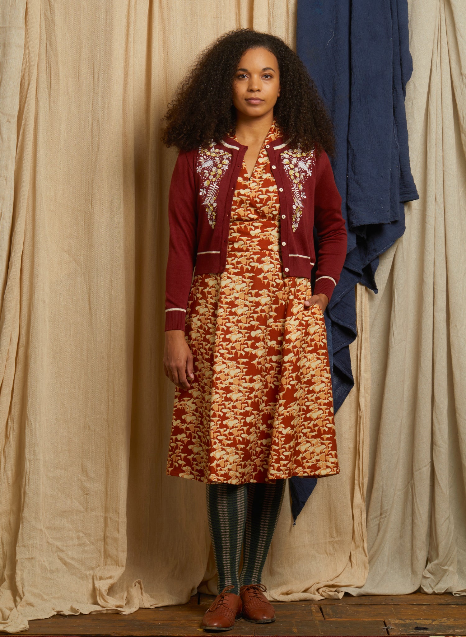 Vera - Burgundy Berries Cardigan