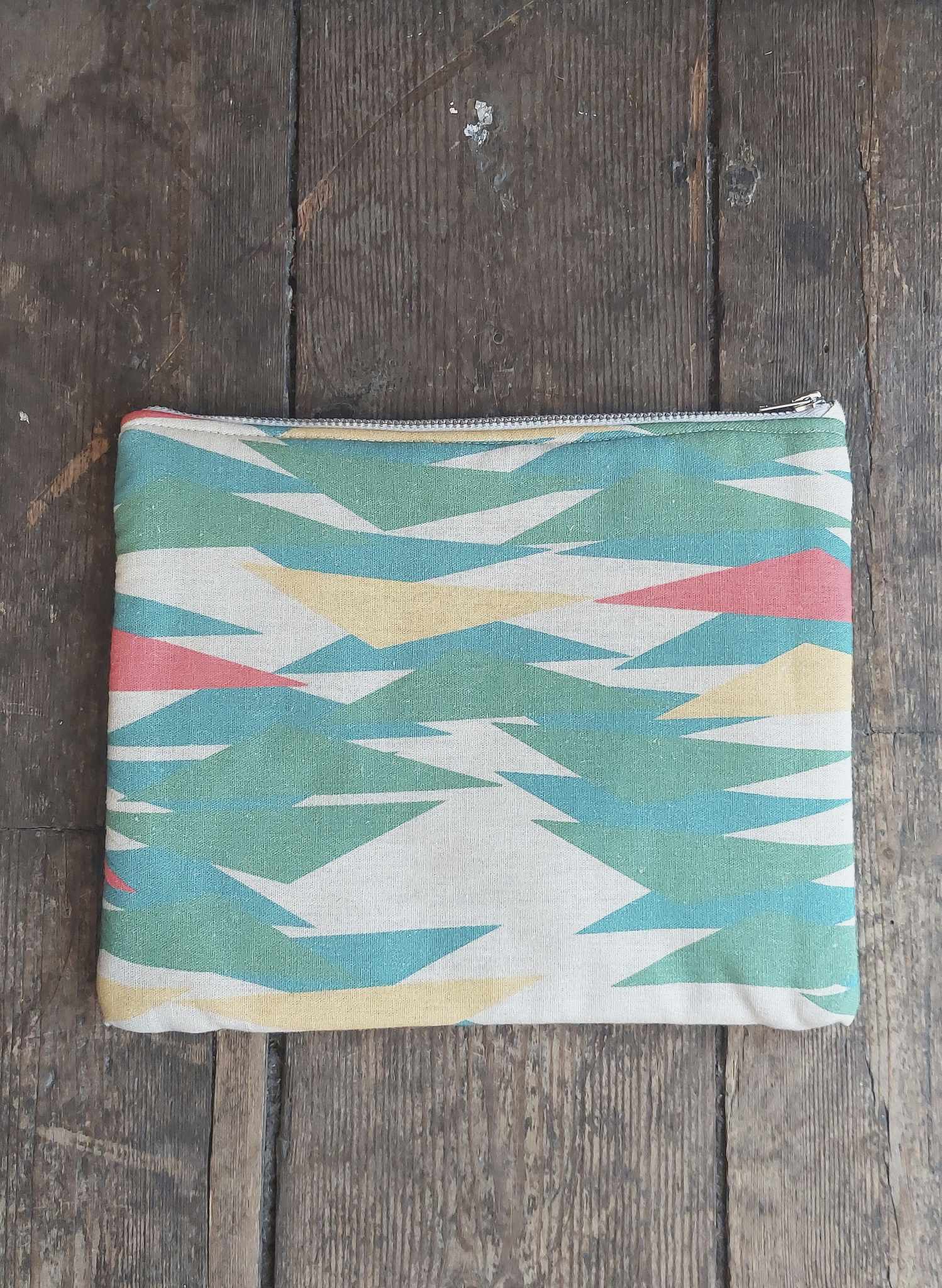 Zip Pouch - Medium - Multi Sails