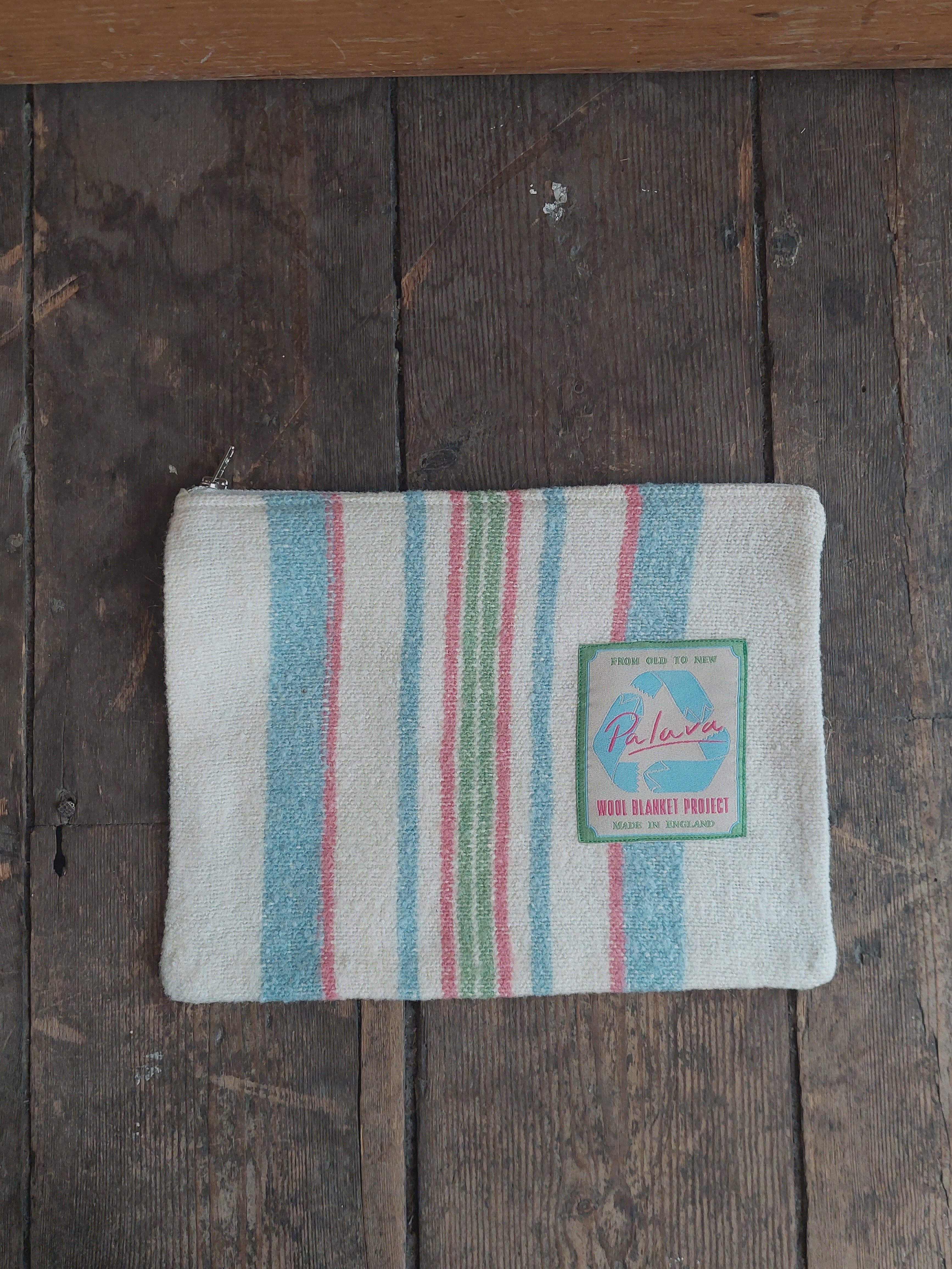 Zip Pouch - Medium - Dark Green Botanical Gardens