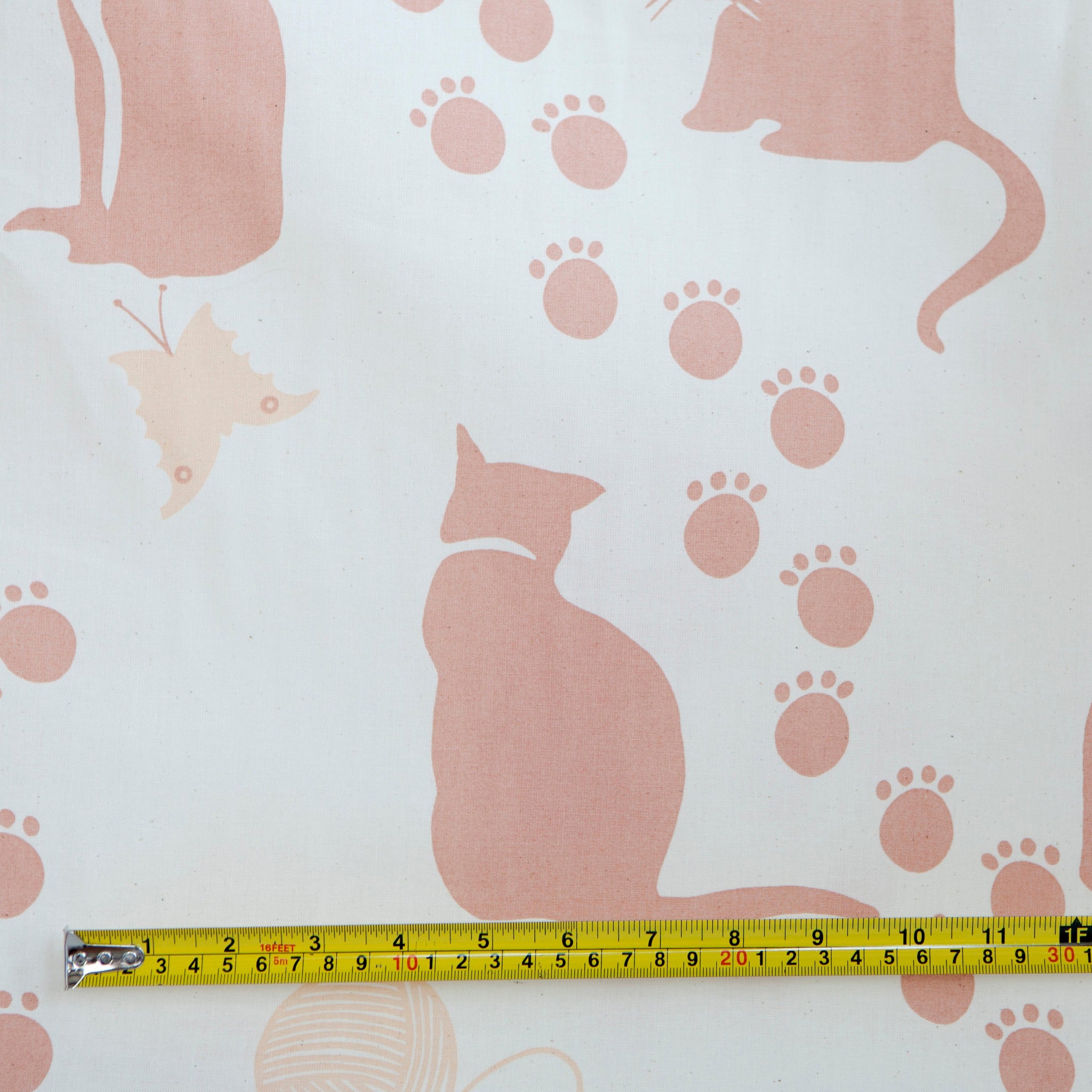 Remnant - 1m - Ecru Large Cat Print Fabric - Cotton