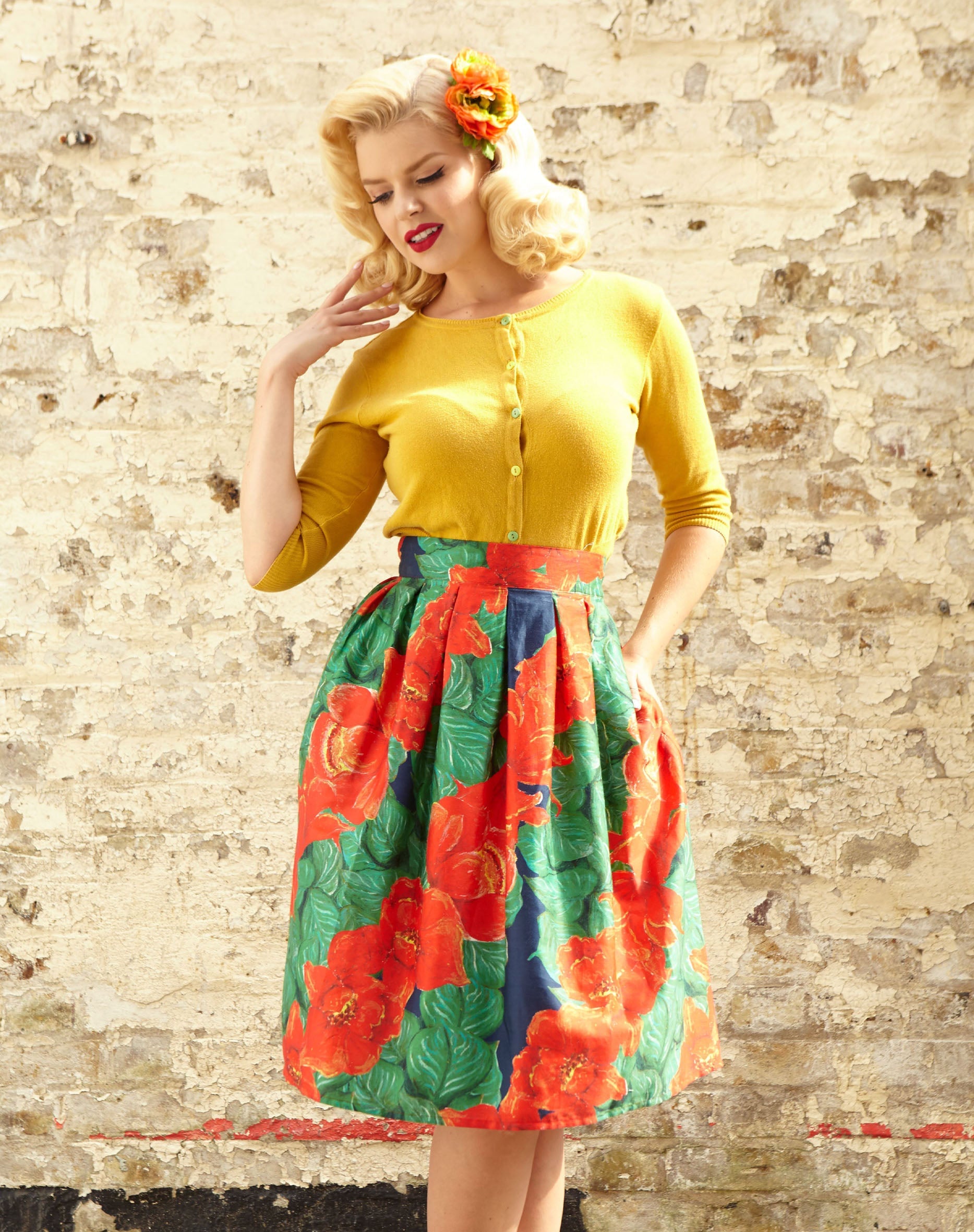 Ada - Red Camellia Print Tropical Elegant Vintage-style Skirt with Pockets