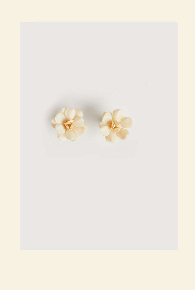 Vintage Palava - Cream Floral Earrings (large)